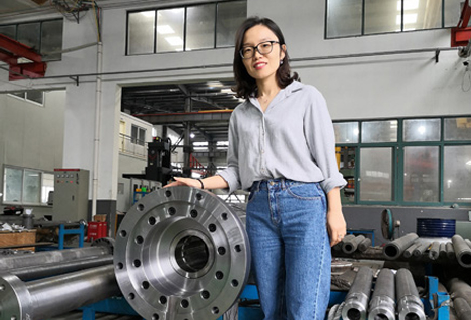 EJS TÄHISTAB TÖÖPUHKU